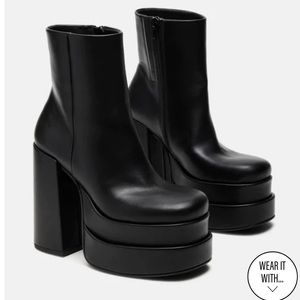 Steve Madden Cobra Black Leather